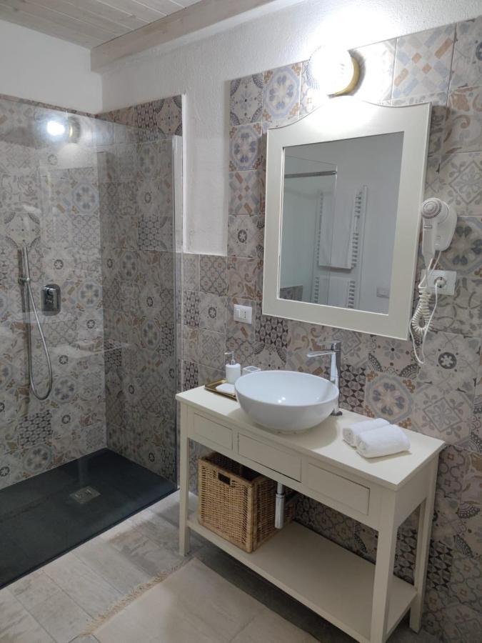 Hibiscus Comfort Stay Quartu Sant'Elena Exterior photo