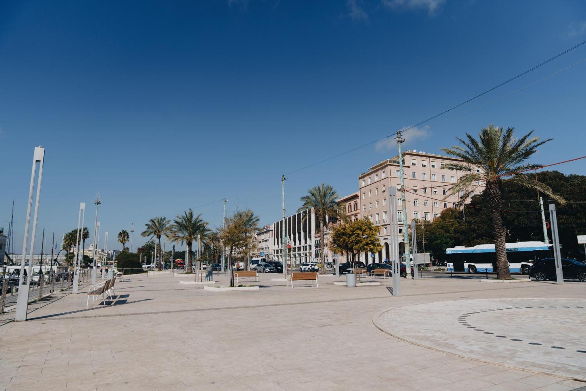 Hibiscus Comfort Stay Quartu Sant'Elena Exterior photo